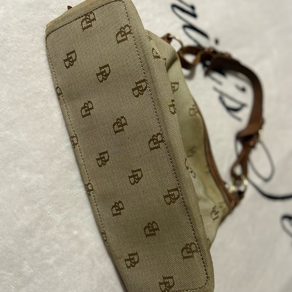 Dooney & Bourke Bag - Picture 3 of 8